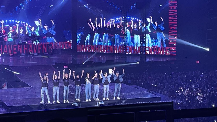 Stray Kids konser di Jakarta.