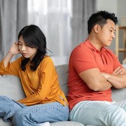 Mulai Ragu dengan Hubungan Asmaramu? Tanyakan 6 Hal Ini ke Diri Sendiri untuk Bantu Temukan Jawaban Terbaik