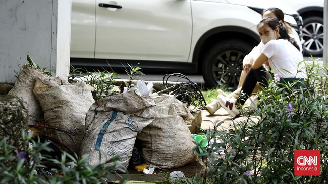 FOTO: Awas Nyampah Di CFD Bakal Didenda Uang atau Punguti Sampah