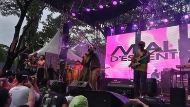 Maliq & D'Essentials Ajak Peserta CT Arsa Charity Fun Run 2023 Perang Warna