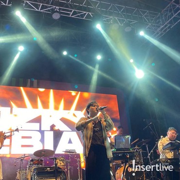 Rizky Febian Sukses Hipnotis Ribuan Penggemar di Jazz Goes To Campus 2022