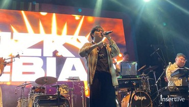 Rizky Febian Sukses Hipnotis Ribuan Penggemar di Jazz Goes To Campus 2022
