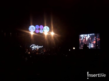 img-title Totalitas Rossa di Jazz Goes To Campus 2022, Turun Panggung Hampiri Penonton