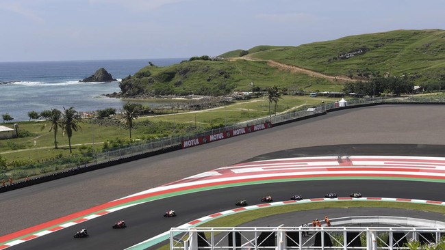 BMKG menyatakan WSBK Mandalika 2023, 3-5 Maret mendatang, berpeluang diwarnai hujan sedang hingga lebat yang disertai angin kencang.