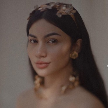 8 Potret Pesona Ariel Tatum yang Kini Disebut 'Duta Asbun'