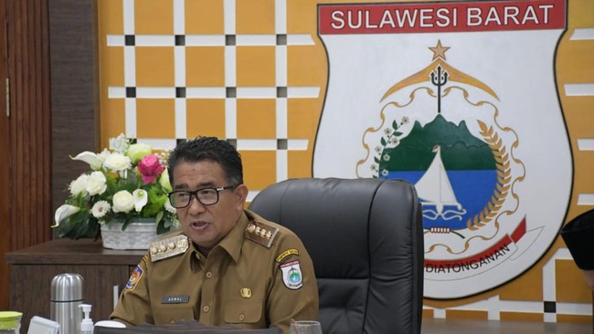 Pj Gubernur Sulbar Akmal Malik mengatakan, rencana penanaman mangrove dilakukan secara bertahap di bulan Desember lantaran berbagai kendala yang dihadapi.