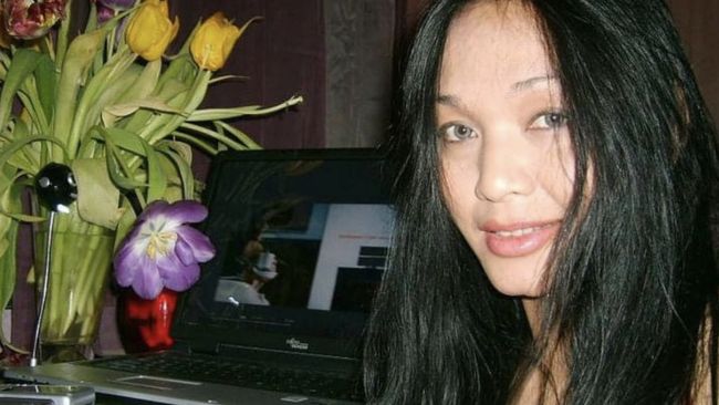 Sosok Bunda Corla atau yang bernama asli Cynthia Corla Pricillia menjadi sensasi media sosial dalam beberapa waktu terakhir.