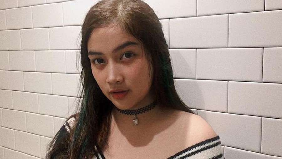 davina novira Akun Media Sosial Davina Novira
