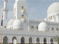 Catat! Ini Agenda di Masjid Raya Sheikh Zayed Selama Ramadan