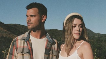 Berita Viral Selebriti dari InsertLive : Aktor Taylor Lautner Umumkan Istri Hamil Anak Pertama