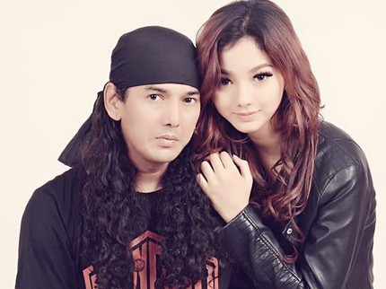 7 Potret Glenca Chysara dan Sang Ayah, Rocker di Era 90-an