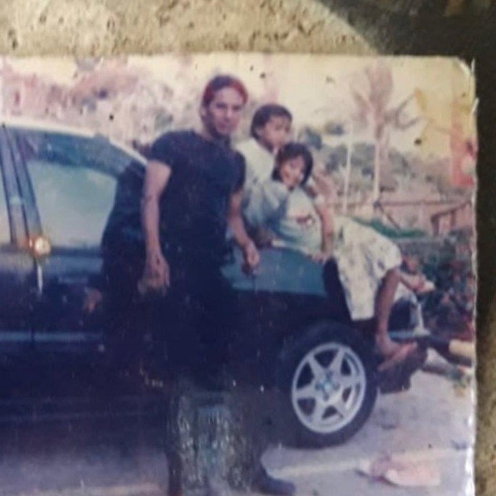 <p>Glenca Chysara lahir pada 14 Juli 1995 dan menjadi kebahagiaan untuk Rudy dan sang istri. Glenca pernah membagikan potret masa kecilnya yang terlihat sangat dekat dengan sang Ayah. (Foto: Instagram @rudy.chysaraa & @glencachysaraofficial)</p>