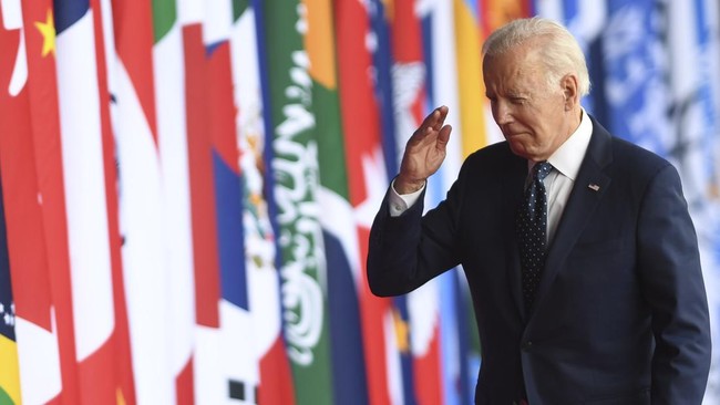 Presiden Amerika Serikat Joe Biden mengirim surat khusus ucapan selamat kepada calon presiden Indonesia nomor urut 02, Prabowo Subianto.