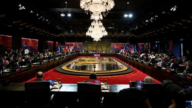 Pertemuan konferensi tingkat tinggi (KTT) G20 baru saja usai. KTT G20 itu menghasilkan Deklarasi KTT G20 Bali.