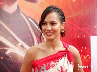 img-title Pevita Pearce Lakoni 90 Persen Adegan Aksi di 'Sri Asih' tanpa Stuntman