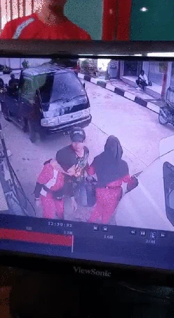 Jabar Sepekan: Pria Piting Leher Wanita hingga Anak SMP Jadi Korban Bully
