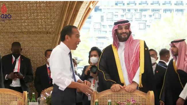 Diplomasi Tingkat Tinggi, Trik Jokowi 'Rayu' Pangeran Arab