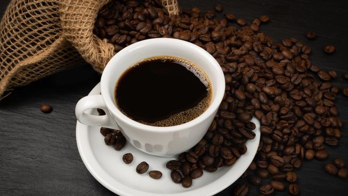 Ini yang Terjadi pada Tubuh Jika Minum Kopi Pahit Setiap Hari