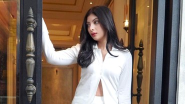 Bagikan Foto Kaki Berlumuran Darah, Sarah Keihl: Dipaksa Bunuh Diri