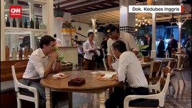 VIDEO: Momen PM Inggris & PM Kanada Mencicipi Makanan Khas Bali