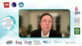 VIDEO: Elon Musk Beberkan Kunci Kesuksesannya ke Nadiem Makarim