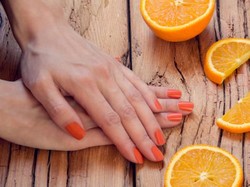 10 Rekomendasi Warna Kutek untuk Kulit Sawo Matang