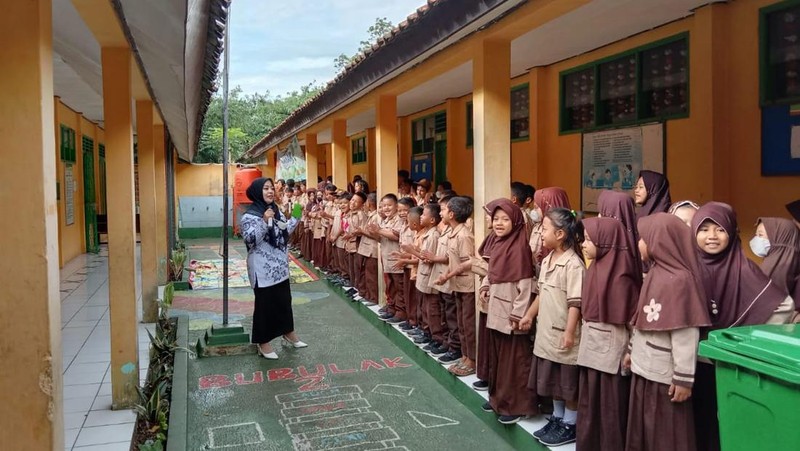 Kementerian Pendidikan, Kebudayaan, Riset, dan Teknologi (Kemendikbudristek) mengembangkan platform untuk membantu guru agar lebih mudah