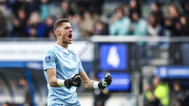 Kiper timnas Belanda Andries Noppert menyebut Lionel Messi sama-sama manusia sehingga dirinya tak takut saling berhadapan di perempat final Piala Dunia 2022.