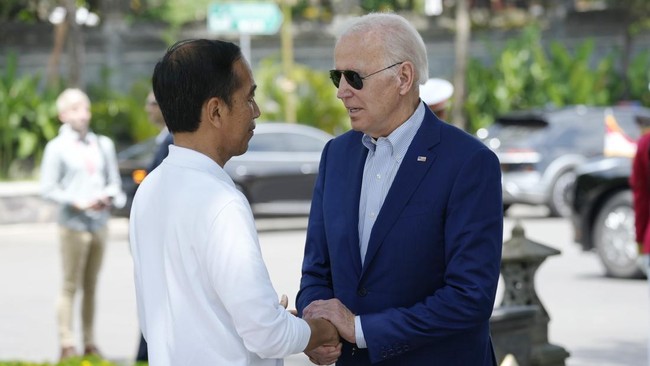 Media asing soroti kunjungan Jokowi ke AS untuk bertemu Joe Biden yang disebut bakal memperdalam kerja sama di bidang mineral.
