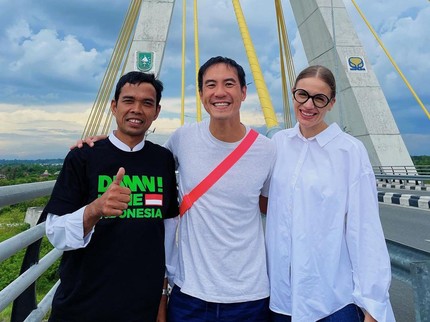 Terpopuler: Arti Nama Anggi dan Rangkaiannya - Potret Daniel Mananta Ketemu UAS