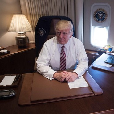 Bintang Porno Ini Seret Donald Trump dalam Dakwaan Kasus Suap