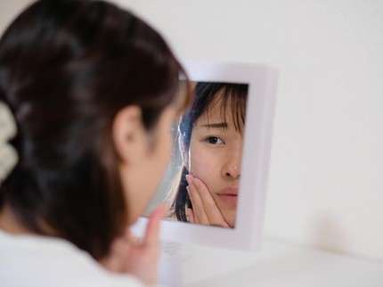 Urutan Skincare untuk Kulit Kering Biar Kulit Bunda Enggak Kusam, Coba Terapkan