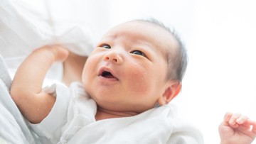 RISIKO MELAHIRKAN BAYI BERUKURAN BESAR DAN CARA MENCEGAHNYA