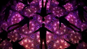 FOTO: Instalasi Ilusi Interaktif Twist Museum Dibuka di London