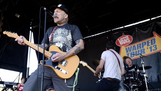 Promotor Soundrenaline 2022 membocorkan alasan lai The Ataris batal manggung yang sebelumnya disebut karena visa.