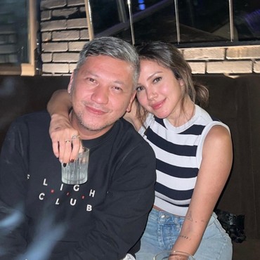 Dibocorkan Ariel Tatum, Inikah Pacar Baru Gading Marten?