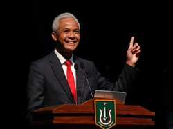 Survei Indikator Politik: Ganjar Teratas, Disusul Anies dan Prabowo