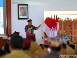 Hermawan Kertajaya Kenalkan Marketing 5.0 untuk Motivasi ASN Banyuwangi