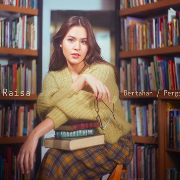 Raisa Syok hingga Terharu Saat Merapikan Buku-buku Anak, Ada Apa?