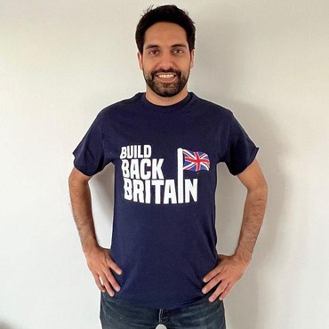 7 Potret Mahyar Tousi YouTuber London yang Hina Pemakai Batik Idiot