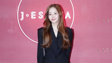 img-title Park Min Young Terseret Kasus Hukum Eks Pacar, Agensi Angkat Bicara