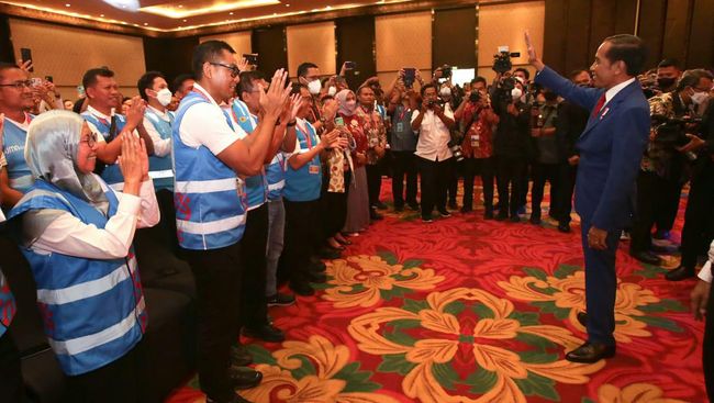 Apresiasi Kerja Keras di KTT G20, Jokowi Angkat Jempol ke PLN