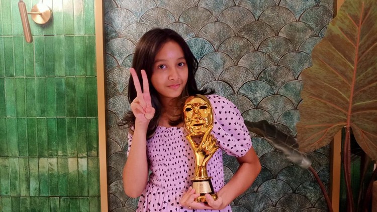 Widi Mulia dan Widuri