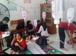 65 Siswa SMA Siwalima Ambon Keracunan Massal Dilarikan ke Rumah Sakit