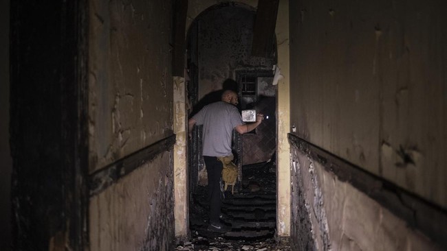 FOTO: Gerak-gerik Pemburu Hantu dari Afrika Selatan