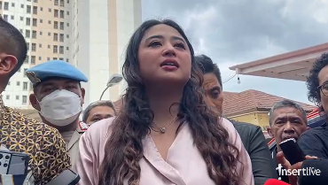 img-title Hater Sudah Minta Maaf dan Ingin Damai, Dewi Perssik Cabut Laporan?