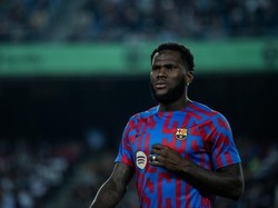 Kessie Diklaim Mau Tinggalkan Barcelona, Ingin Kembali ke Milan
