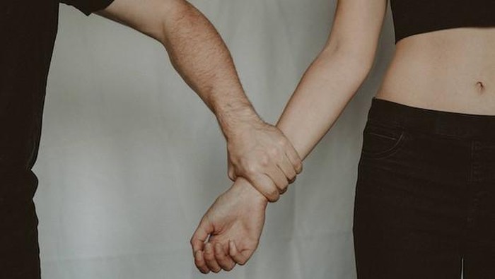 Ilustrasi kekerasan (Foto: Pexels/Anete Lusina)