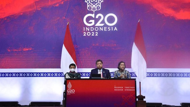 Presidensi G20 telah menghasilkan Deklarasi Para Pemimpin G20 Bali, termasuk salah satunya komitmen investasi yang bisa mendorong percepata transisi energi.