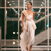 Tampil Ekspresif dan Percaya Diri dalam Padu Padan Gaya Ala Putri Marino Berikut